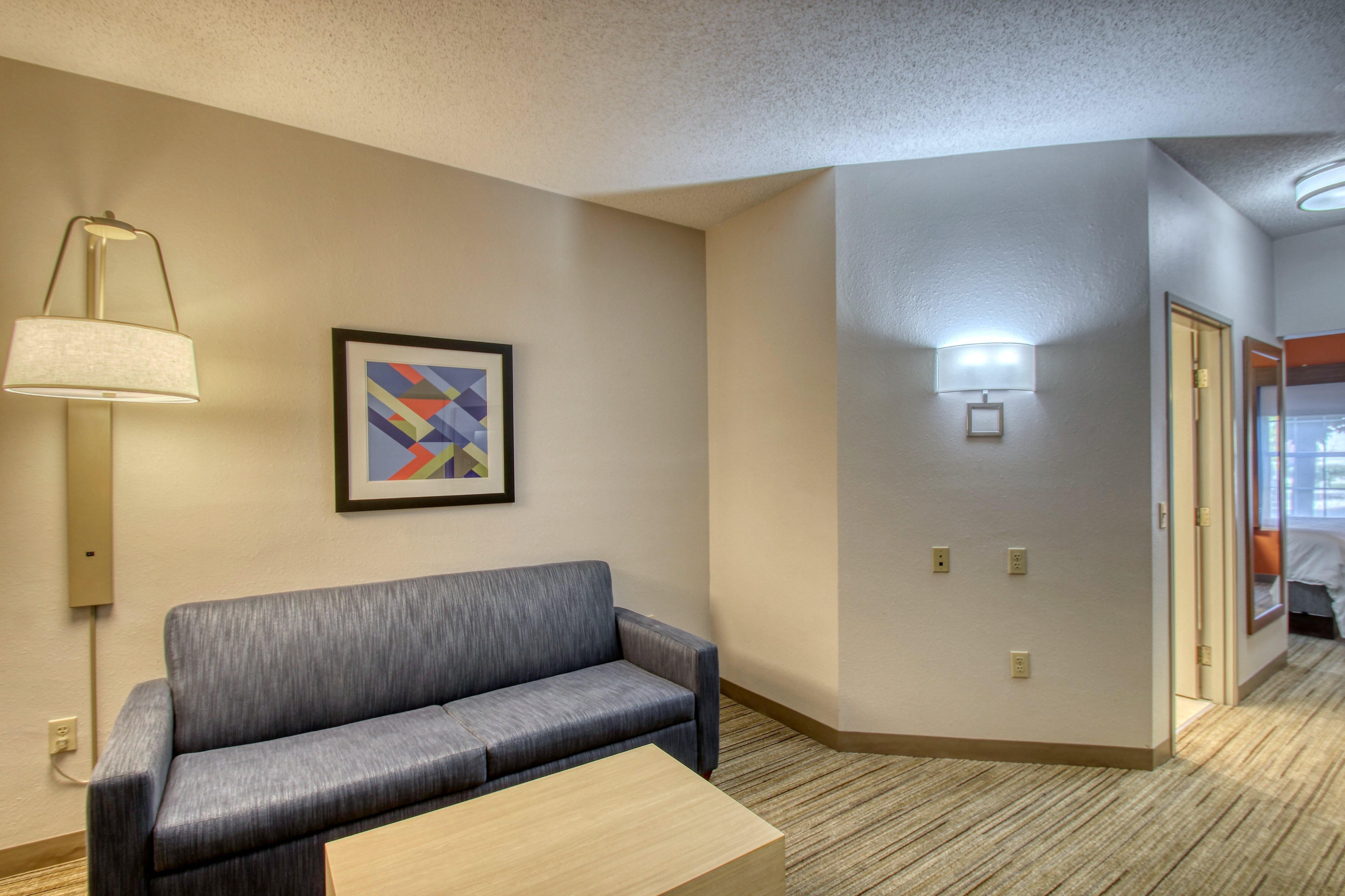 Holiday Inn Express Hotel & Suites Oshkosh - State Route 41 By Ihg Екстер'єр фото